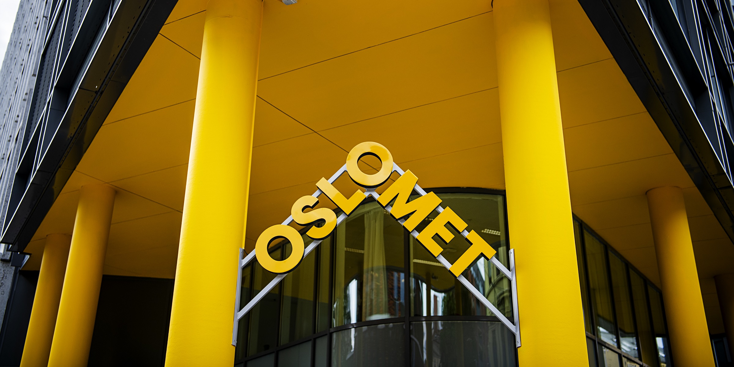 Bildet av OsloMet-logoen på P35