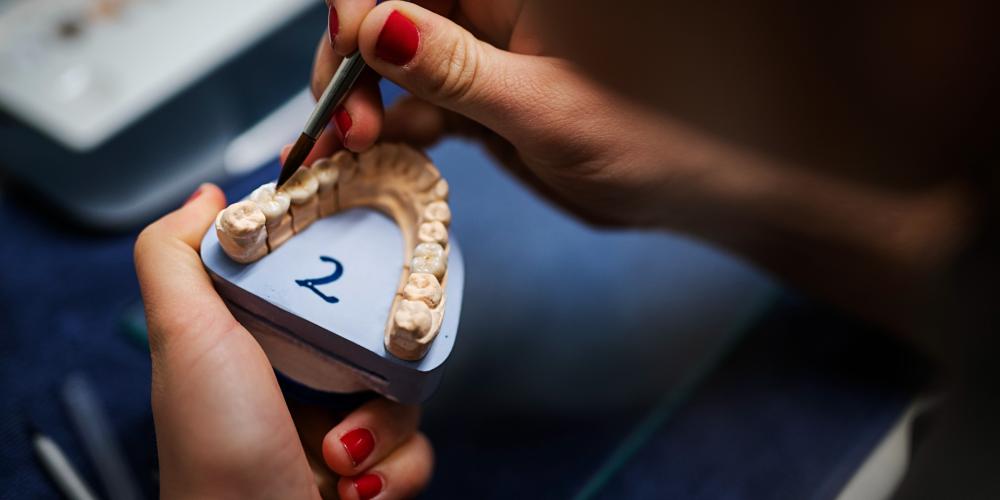 Tannteknikkutdanningen flyttes