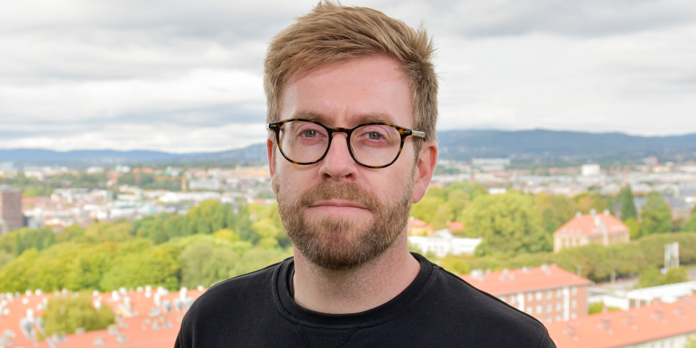 Foto av dekan ved Fakultet for lærerutdanning og internasjonale studier, Roger André Federici.