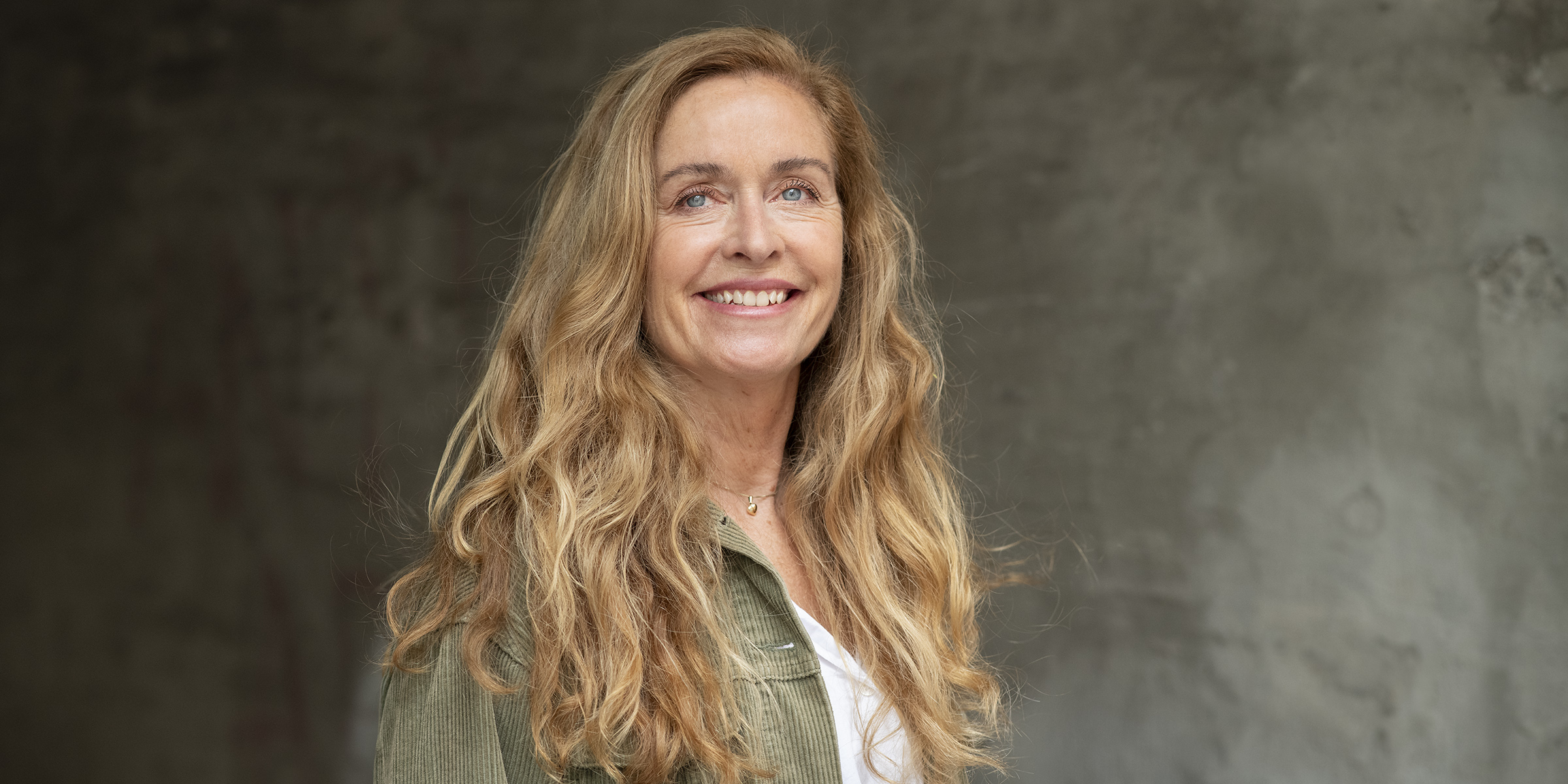 Portrettbilde av Marit Haldar.