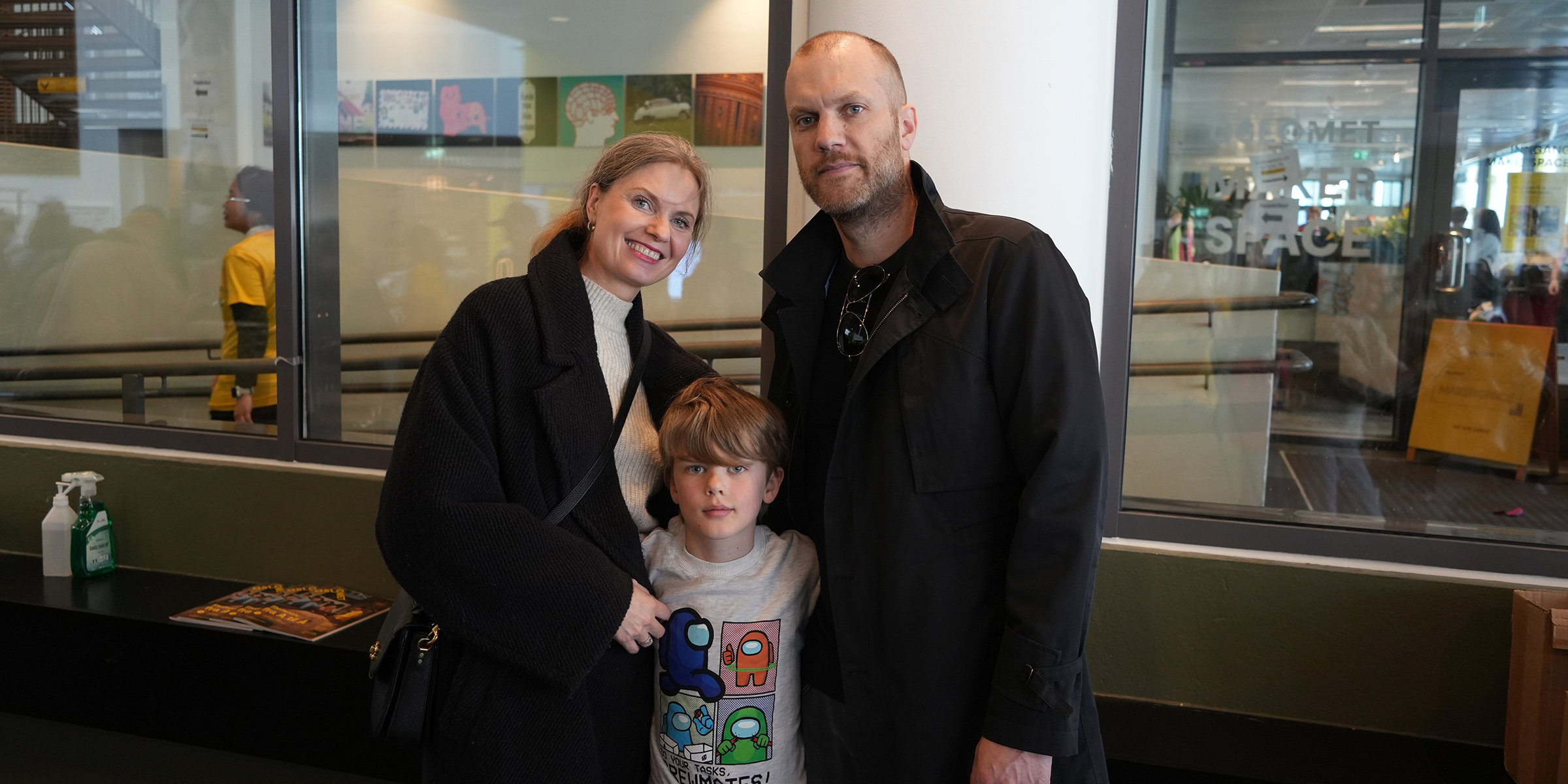 Bilde av Marit Steiro, Sebastian Danielsen og Thomas Greet Danielsen på familiedagen.