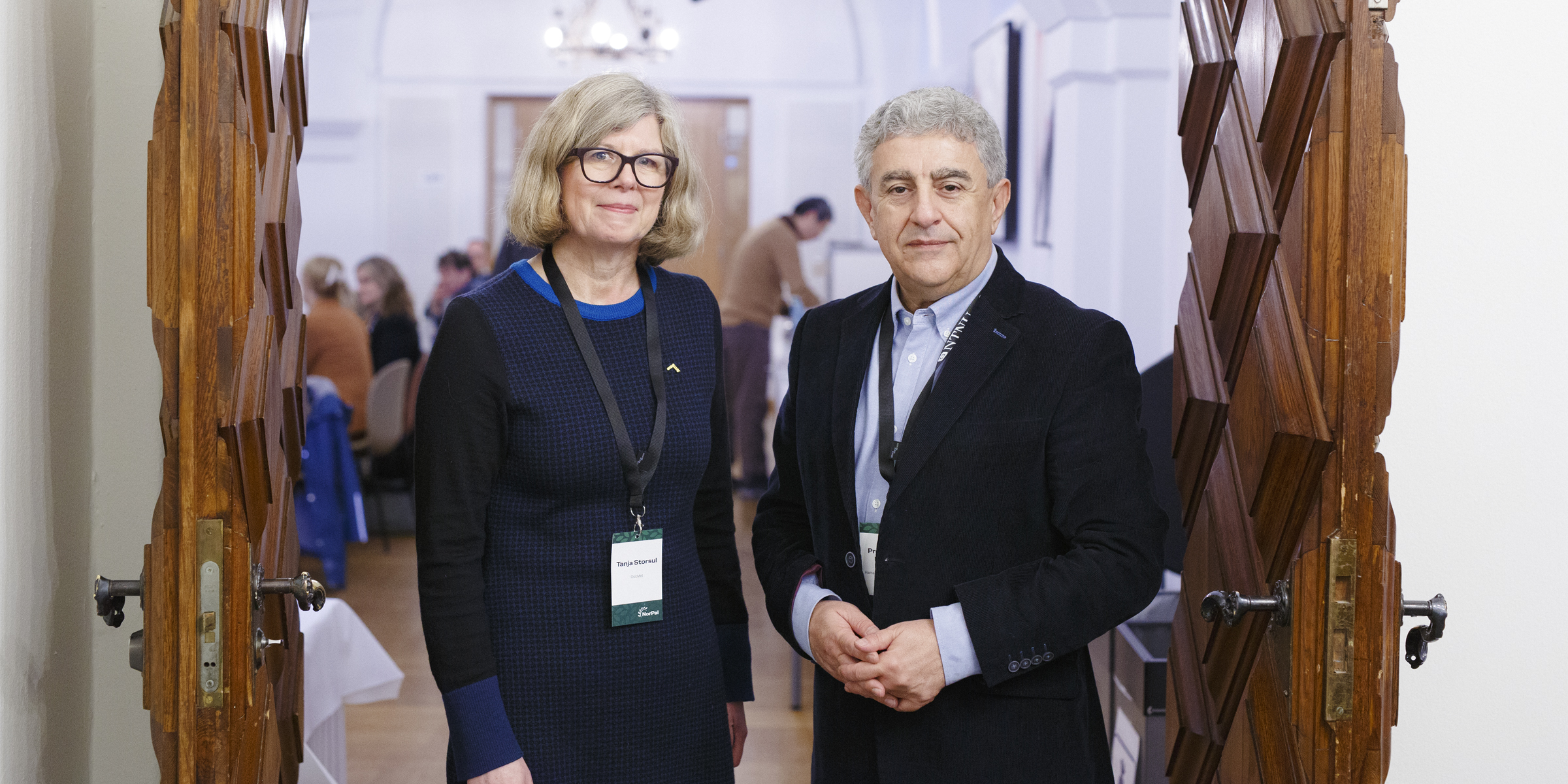 Bilde av prorektor ved OsloMet Tanja Storsul og palestinsk statsråd og professor Sultan Barakat fra Hamad Bin Khalifa University under NorPal-samlingen på OsloMet.