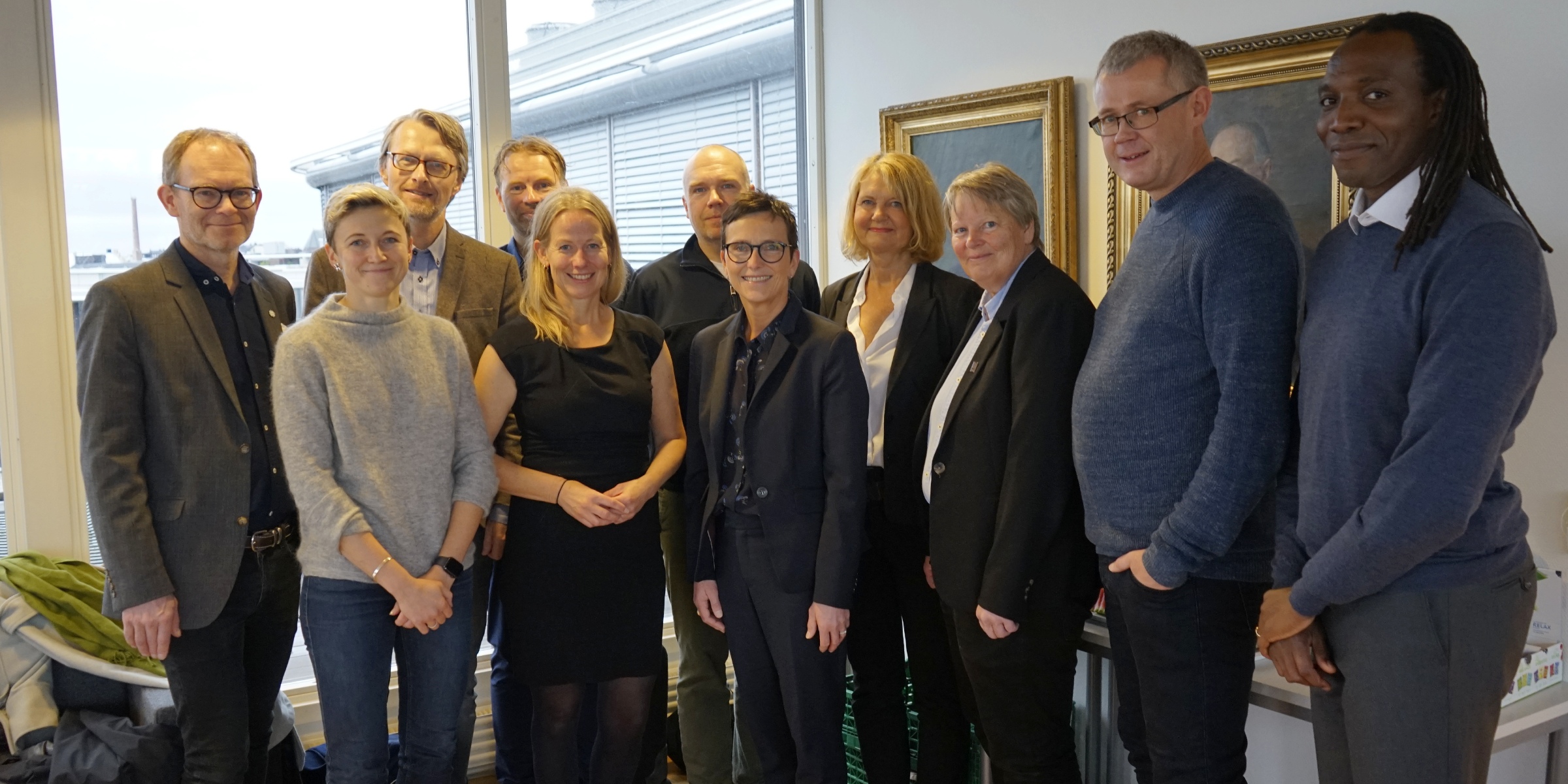 Gruppebilde av ekspertgruppe som skal se på styring av lærerutdanningene.